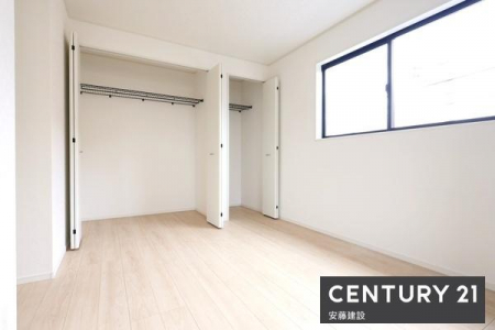 �Q���@�y�@�Q���@/�@6.5���@�z
�쓌�����o���R�j�[�ɖʂ��Ė��邭���������ȐQ���I
�p�r�Ŏg���������\��W�N���[�[�b�g�݌v