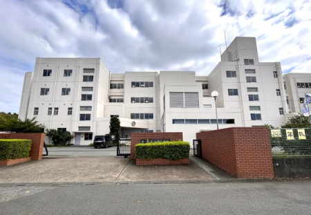 ���ӊ��@�y���w�Z�z�߃P���s�������w�Z�F703m