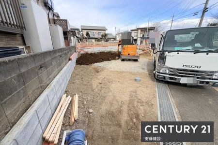 ���ԏ�@�y�@���ԏ�@/�@parking�@�z
�Ԏ�ɂ�����2�`3��\�Ȓ��ԃX�y�[�X