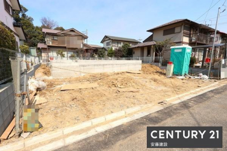 ���ԏ�@�y�@���ԏ�@/�@parking�@�z
���񒓎�3��\�ȃX�y�[�X