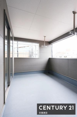 �o���R�j�[�@�y�@�o���R�j�[�@/�@Balcony�@�z
�Q������o���\�ȓ쐼�����C���i�[�o���R�j�[�I
�L��������̂ŁA�v�����^�[����ׂ��K�[�f�j���O�X�y�[�X�Ƃ��Ă����p�ł��܂�