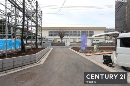 �O�ʓ��H�܂ތ��n�ʐ^�@�y�@�O�ʓ��H�@�z
�쐼����4.2���J�����H