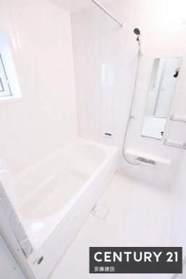 �����@�y�@�����@/�@Bathroom�@�z
�������Ǝ����̃o�X�^�C�����߂��������Ȑ��������闁��
�����g�[�����@��������Ă��芷�C���₷���A�~��͉ߓx�ȉ��x����h���܂�