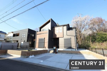 ���̑����n�@��58�؂̂�Ƃ肠��~�n
�X�^�C���b�V���Ő������ꂽ�f�U�C���̊O��