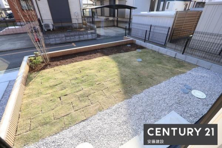 ��@�y�@��@/�@Garden�@�z
�K�[�f�j���O��ƒ�؉��ȂǊy���݂��L����X�y�[�X