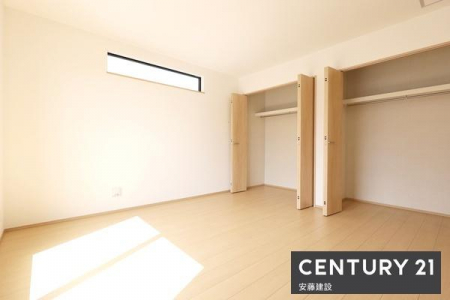 ���̑��@�y�@�Q���@�z
�G�ߕ��̈ߗނ�p�r�ȂǂŎg�����������₷���_�u���N���[�[�b�g�����I