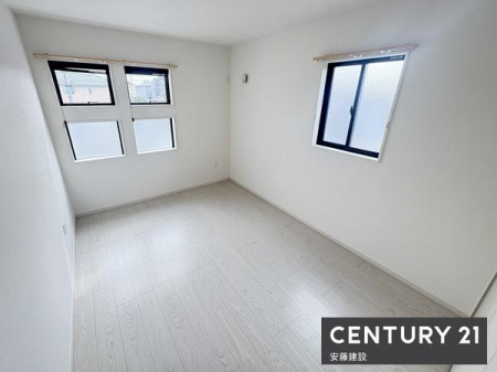 �q�������@�y�@�q�ǂ������@/�@6.5���@�z
���D���ȉƋ�����R�Ƀ��C�A�E�g�ł���L���̗m���B
���q�l�ɂ����傤�ǂ����T�C�Y�̂������ł��I