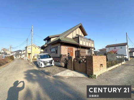 �O�ʓ��H�܂ތ��n�ʐ^�@�y�@�O�ʓ��H�@�z
�k����4���E������2������