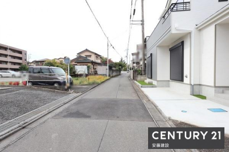 �O�ʓ��H�܂ތ��n�ʐ^�@�y�@�O�ʓ��H�@�z
������4�������E�쑤��4������