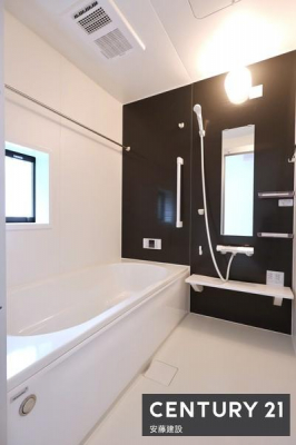 �����@�y�@�����@/�@Bathroom�@�z
�z�e���̂悤�ȏ㎿�ȃf�U�C���̃V�X�e���o�X
�����g�[�����@��������Ă��芷�C���₷���A�~��͉ߓx�ȉ��x����h���܂�