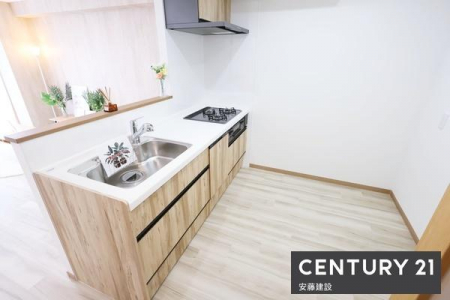 �L�b�`���@�y�@�L�b�`���@/�@Kitchen�@�z
���q�l�������Ȃ���A�e���r���y���݂����ł���J���I�ȃI�[�v���L�b�`��
�������̎󂯓n�����X���[�Y�I
