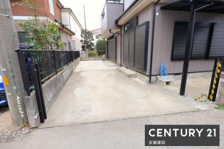 ���ԏ�@�y�@���ԏ�@/�@parking�@�z
����2��\�ȃX�y�[�X