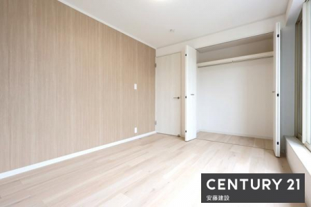 �Q���@�y�@�Q���@/�@6���@�z
�o���R�j�[�ɖʂ��Ė��邭���������ȐQ���I
���D�݂̉Ƌ��u���ăz�e�����C�N�ȋ�Ԃ��y���߂܂�