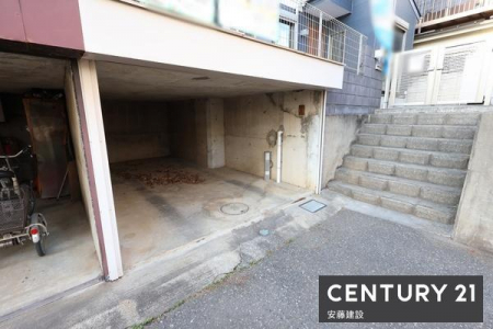 ���ԏ�@�y�@���ԏ�@/�@parking�@�z
���Ԃ��܂���K���[�W�Ԍ�

