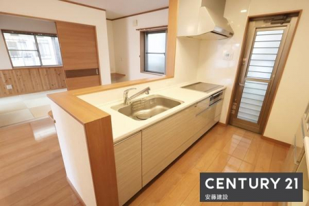 �L�b�`���@�y�@�L�b�`���@/�@Kitchen�@�z
���r���O�����n����I�[�v���L�b�`���ŁA�������̎󂯓n�����X���[�Y�I