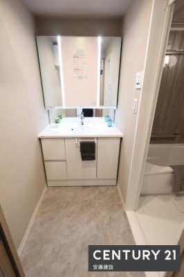 ���ʑ�E���ʏ��@�y�@���ʏ��@/�@Washroom�@�z
������������ʏ�
����������[�ł���Ɨ����ʉ��ϑ䊮���I