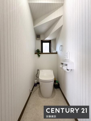 �g�C���@�y�@�g�C���@/�@toilet�@�z
��Ԃ��L���������A�����������₷���^���N���X�g�C��