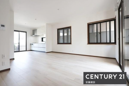 ���r���O�@�ϐ��n�E�X�{�H�̌y�ʓS����
