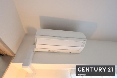 ���̑����ρ@�y�@�ݔ��@�z
���r���O�G�A�R������