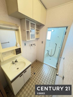 ���ʑ�E���ʏ��@�y�@���ʏ��@/�@Washroom�@�z
���ʏ��͖Z���������X�g���X�t���[�ɐg�x�x�ł������ȋ��
��݂���[�����ŕ����U�炩�炸�Y��ɕۂĂ܂��I