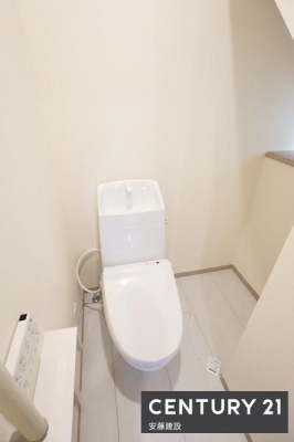�g�C���@�y�@�g�C���@/�@toilet�@�z
�����I�ȃE�H�b�V�����b�g�t���g�C��
�g�C���b�g�y�[�p�[��|���p���u�����Ƃ�̃X�y�[�X