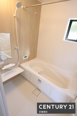 �����@�y�@�����@/�@Bathroom�@�z
�������Ǝ����̃o�X�^�C�����߂��������Ȑ��������闁��
�����g�[�����@��������Ă��芷�C���₷���A�~��͉ߓx�ȉ��x����h���܂�