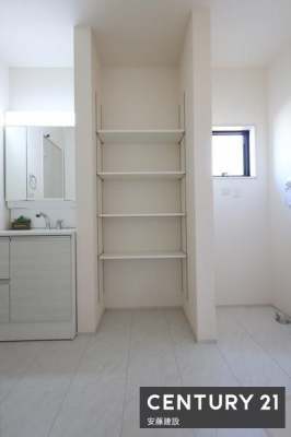 ���ʑ�E���ʏ��@�y�@���ʏ��@/�@Washroom�@�z
������������ʏ��́A�Z���������X�g���X�t���[�ɐg�x�x�ł������ȋ��
�^�I����|��������Еt�����[�t��