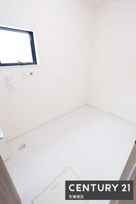 ���ʑ�E���ʏ��@�y�@�E�ߏ��@/�@Washroom�@�z
���邭��Ƃ肠��L���̒E�ߏ��I
����o�[��V��ɑ��݂���Ε���������Ԃɂ��ł��܂�