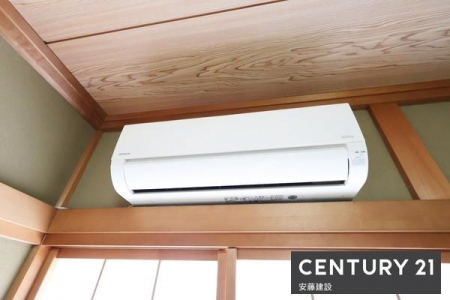 ���̑��@�y�@�G�A�R���@�z
1�K�m���E�a���A2�K�a���̍��v3��ɃG�A�R�������I