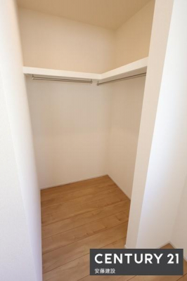 ���̑��@�E�H�[�N�C���N���[�[�b�g�͂Q��������܂�