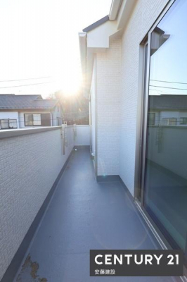 �o���R�j�[�@�y�@�o���R�j�[�@/�@Balcony�@�z
�Q������o���\�ȓ쓌�����o���R�j�[�I
�z����ǍD�Ő��󕨂��������芣���܂�