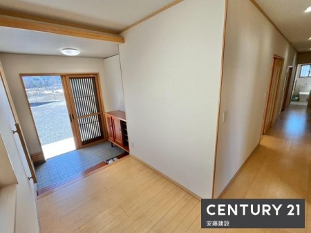 ���ց@�y�@���ց@/�@entrance�@�z
�����o���A�t���[�ɂ��ł������ȍL���̌���