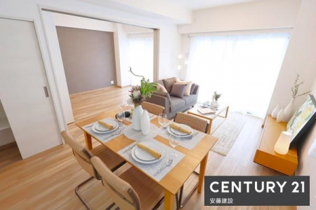 ���r���O�@�y�@���r���O�@�z
���Ƌ�t���̔��ł͂������܂���B