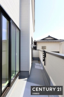 �o���R�j�[�@�y�@�o���R�j�[�@/�@Balcony�@�z
2��������o����\�ȓ�����o���R�j�[�I
�z���肪�悭���󕨂��������芣���܂�