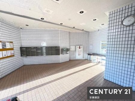 �G���g�����X�@�y�@�G���g�����X�@�z
���邭�J���I�ȃG���g�����X