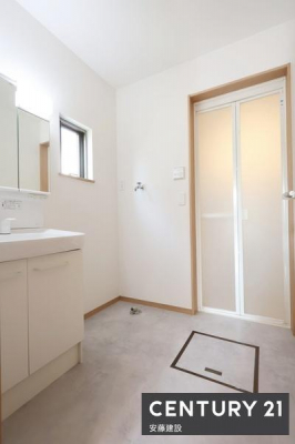 ���ʑ�E���ʏ��@�y�@���ʏ��@/�@Washroom�@�z
������������ʏ�
����������[�ł���Ɨ����ʉ��ϑ䊮���I