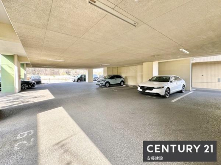 �@�y�@�ݔ��@�z
���ԏ�@���ߗ׌��ɒ��ԏ�ɋ󂫗L�iR7.3�����_�j