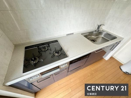 �L�b�`���@�y�@�L�b�`���@/�@Kitchen�@�z
�Ǝ����Z�ɖ𗧂H��@�t��
�①�ɒu���ꂪ���蓮���̎ז��ɂȂ�Ȃ���Ƃ�̋��