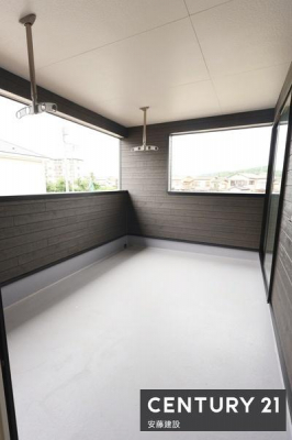 �o���R�j�[�@�y�@�o���R�j�[�@/�@Balcony�@�z
�}�ȉJ�ł����S�̃C���i�[���C�h�o���R�j�[
��Ƃ肠��L���Ő��󕨂������₷���L��