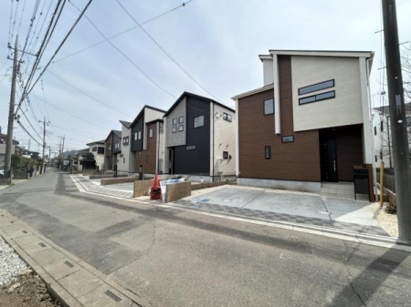 �O�ʓ��H�܂ތ��n�ʐ^�@�y�@�O�ʓ��H�@�z
�k����4.2�����H