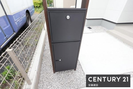 ���ց@�y�@��z�{�b�N�X�@�z
�Z�������ɂ��ו����ȒP�Ɏ󂯎����zBOX�����I
��e�ʐ�܂�e�B�b�V���A�������󂯎�ꂻ���ȃT�C�Y