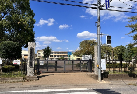 ���ӊ��@�y���w�Z�z��ˎs���������w�Z�F1370m