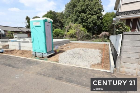 ���ԏ�@�y�@���ԏ�@/�@parking�@�z
����Q��\�Ȓ��ԃX�y�[�X
���v�w���ꂼ��̂��Ԃ����Ƃ̑O�ɒ�߂邱�Ƃ��ł��܂�
