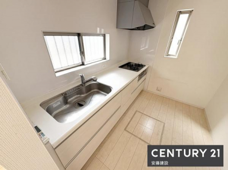 �L�b�`���@�y�@�L�b�`���@/�@Kitchen�@�z
�������ɏW���ł���Ɨ��^�L�b�`��
���C�ɗD�ꂽ���t���I