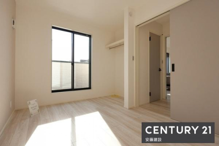 �Q���@�y�@2�K�Q���@/�@5.3125���@�z
���D�݂̉Ƌ��u���Ă������̋�Ԃ������Ƃ�̐Q��
�N���[�[�b�g����
