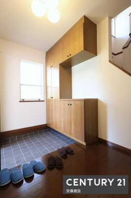 ���ց@�y�@���ց@/�@entrance�@�z
�������������͋C�̂��錺�ւ́A��Ƃ肠��L���ŋA��E���q��S�n�悭�}���Ă���܂��I
�V���[�Y�{�b�N�X����