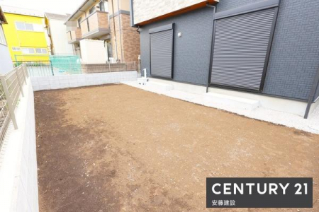 ��@�y�@��@/�@Garden�@�z
��Ƃ肠�邨��̓K�[�f�j���O��ƒ�؉��ȂǊy���݂��L����܂��ˁI
�E�b�h�f�b�L��t����ΓǏ��₨���Q���y���߂܂�