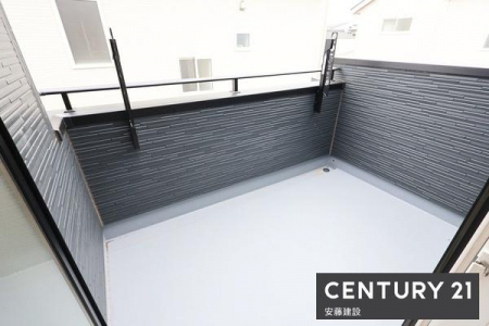 �o���R�j�[�@�y�@�o���R�j�[�@/�@Balcony�@�z
2��������o���\�ȃ��C�h�o���R�j�[�I
�쓌�����ŗz���肪�悭���󕨂��������芣���܂�
�q�������ɉJ�̓������S�ȃC���i�[�o���R�j�[�t��