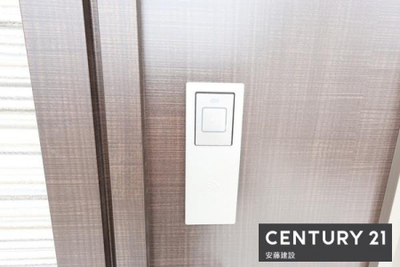 ���̑����ρ@�y�@�ݔ��@�z
�����^�b�`�Ŏ{�J���\�ȃX�}�[�g�L�[���ځI
�������A���J�̓��A�q�ǂ��Ǝ肪�����Ȃ��Ƃ��ł������Ɏ{���ł��Ă��ꂵ���@�\