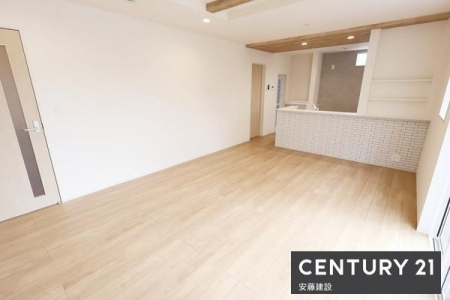 ���r���O�@�y�@���r���O�@/�@17���@�z
�J��������܂�グ�V��̗p��LDK
�O�ʍ̌��ŏƖ��s�v�Ȃقǖ��邭���ʂ����ǍD�I